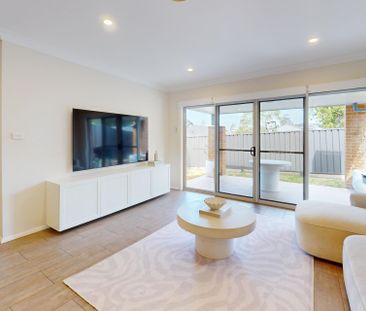 1 Kariba Close, Macquarie Hills NSW 2285 - Photo 2