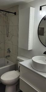 4 1/2 entièrement rénové - Cession bail 15 novembre - Photo 4