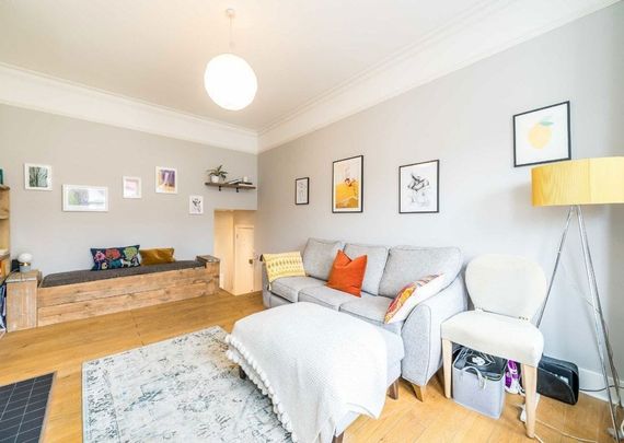 Dafforne Road, SW17 8TZ, London - Photo 1