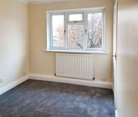 2 bedroom maisonette to rent - Photo 4
