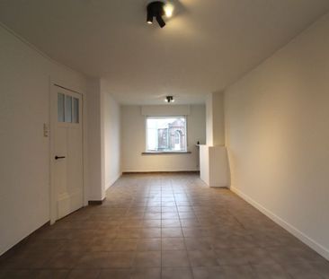 Gerenoveerde, energiezuinige woning te huur in de Stuivenbergstraat... - Photo 1