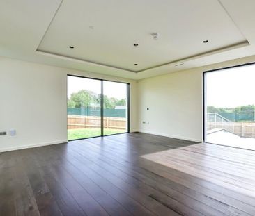 7 bedroom detached house to rent - Photo 4