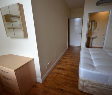 Tobacco Factory, Phase 1, 30 Ludgate, Manchester, M4 4TF - Photo 4