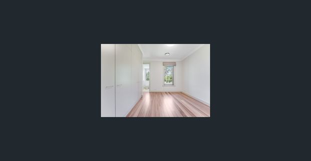 Refined Country Elegance in Prestigious Bowral - Photo 1