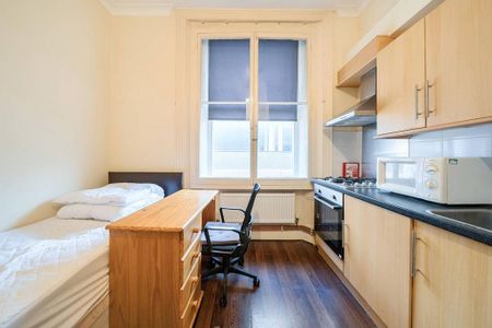 Studio to rent - Photo 3