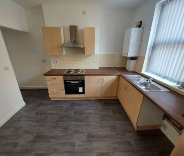 2 bedroom terraced house to rent - Photo 5