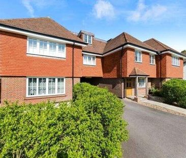 Chequers Lane, Walton On The Hill, Tadworth, Surrey, KT20 - Photo 1