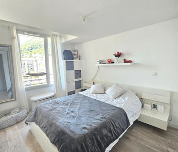 Location Appartement 2 pièces 47m² VOIRON 38500 - Photo 3