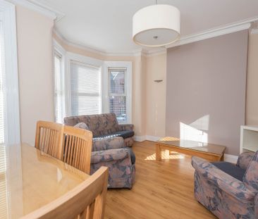 126a University Avenue, Belfast, BT7 1GZ - Photo 5