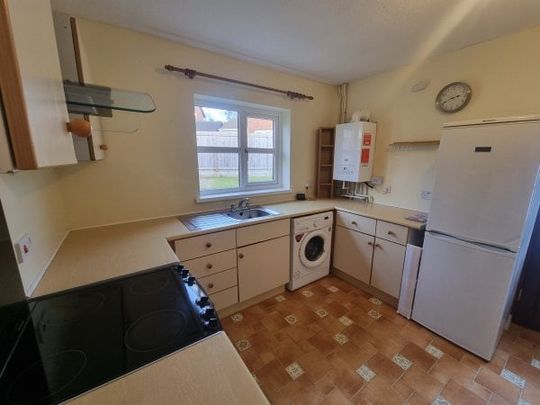 Heol Tircoed, Abertawe, SA4 - Photo 1