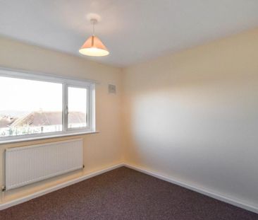 Thornacre Road, Shipley, BD18 1JY - Photo 6