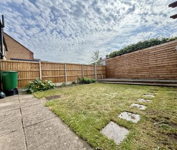 3 bedroom semi-detached house to rent - Photo 2