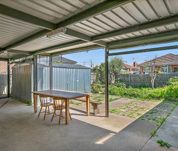 35 Ginifer Avenue, Altona North VIC, Belconnen - Photo 6
