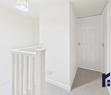 3 bedroom end of terrace house to rent - Photo 1