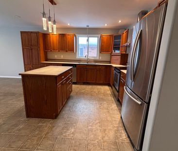 For Lease - 78 Hickory Grove, Belleville, Ontario - Photo 3