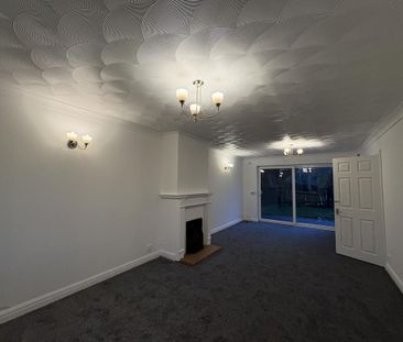 4 bedroom semi-detached house to rent - Photo 1