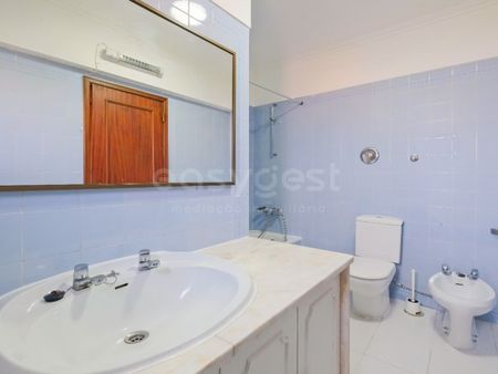 Apartamento T4+1 em Lisboa - Photo 3