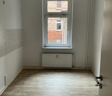 Gemütliche Etagenwohnung in Halle (Saale) - Perfekt für Singles ode... - Photo 2