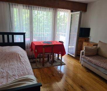 Petit Studio à louer à l'année à l'entrée de Crans - Photo 4