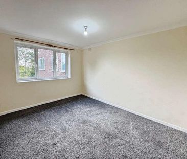 Chilton Court, Belstead Avenue, IP2 - Photo 5