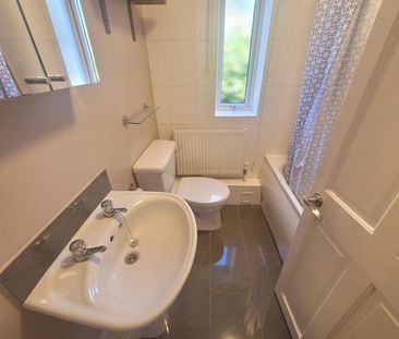 2 bedroom House To Let - Photo 5