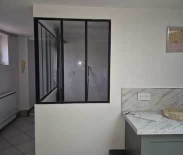 Location Appartement 1 pièce 55m² MONTAUBAN 82000 - Photo 4