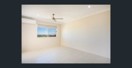 Spacious & Modern - Photo 5