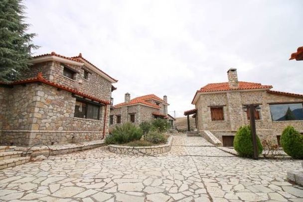 Μεζονέτα για ενοικίαση Καλύβια (Αράχωβα) - Photo 1