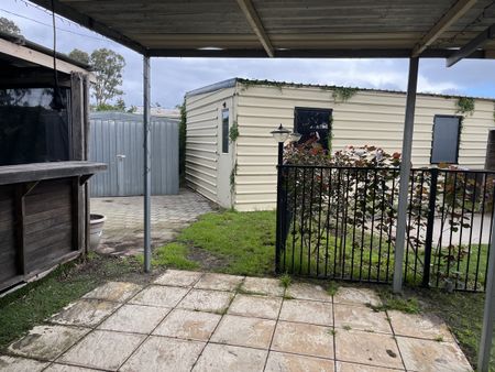 A Comfortable Home with Great Outdoor Space! - Photo 3