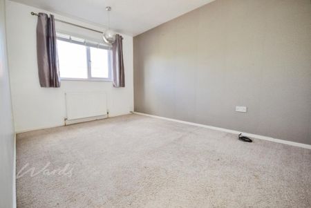 3 bedroom end of terrace house to rent - Photo 2