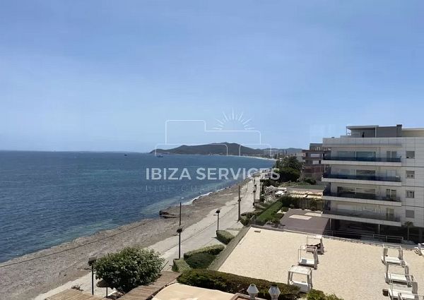 Sea front apartment of 2 bedrooms to rent in Es Vive, Ibiza