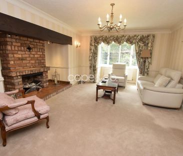 4 bedroom detached house to rent - Photo 2