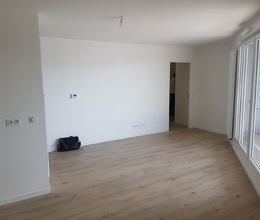 Location Appartement 3 pièces 69m² LE MESNIL ESNARD 76240 - Photo 1