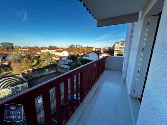 Appartement à louer 3 pièces 64.79m² - Photo 1