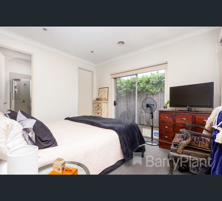 4/4 Grieve Parade, Altona, Vic 3018 - Photo 5