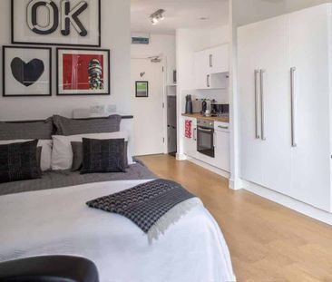 Gold Extra Large Studio - Photo 6