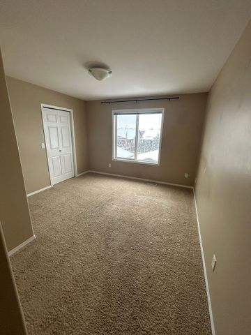 134 Keedwell Street (Full House), Saskatoon 1103 sq ft | 3 Bedrooms | 1.5 Bathrooms - Photo 5