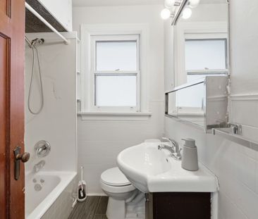 For Lease - 71 Lesmount Avenue Unit# Main, Toronto, Ontario - Photo 6