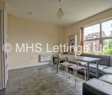 4 Bedroom Apartment for rent in Woodsley Road - Photo 2