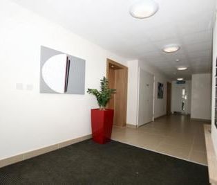 Hackett House, Glebe Farm Drive, Cambridge, CB2 9PF - Photo 3