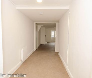 Location Appartement 3 pièces 72m² ST MARCELLIN 38160 - Photo 2