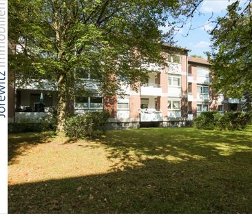 Helle, teilsanierte 3 Zimmer-Wohnung mit Sonnenbalkon und durchdach... - Photo 1