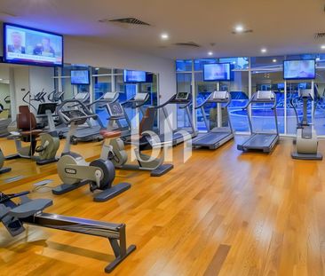 Completely Renovated | Furnished | Bill Included | - Photo 3