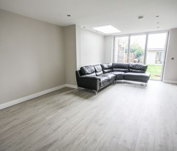 One-Bedroom House share - Photo 3