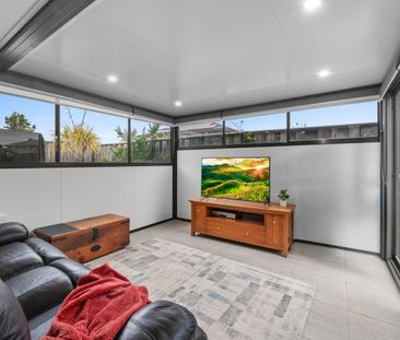 Discover the Luxury Breathtaking Single Level Allworth Home in Nort... - Photo 2