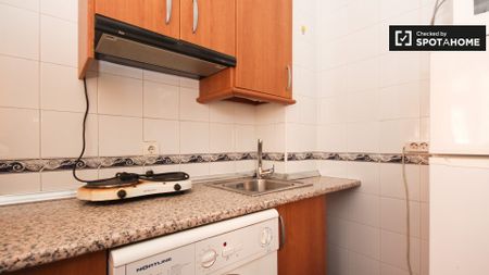 granada, Andalusia 18002 - Photo 5