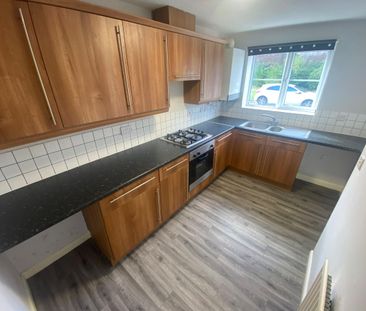 3 bed terraced house to rent in Grange Farm Road, Grangetown, Middl... - Photo 2