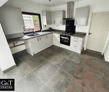 3 bedroom terraced house to rent - Photo 6