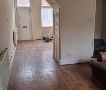 3 bedroom terraced house to rent - Photo 6