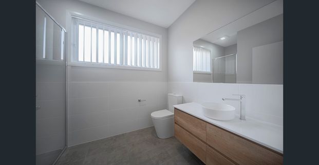 waiting for you - Photo 1